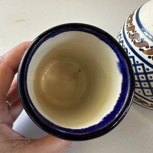 Vintage Signed Javier Servin Mexican Hand Painted Ceramic Carafe Matching Cup - Picture 3 of 6